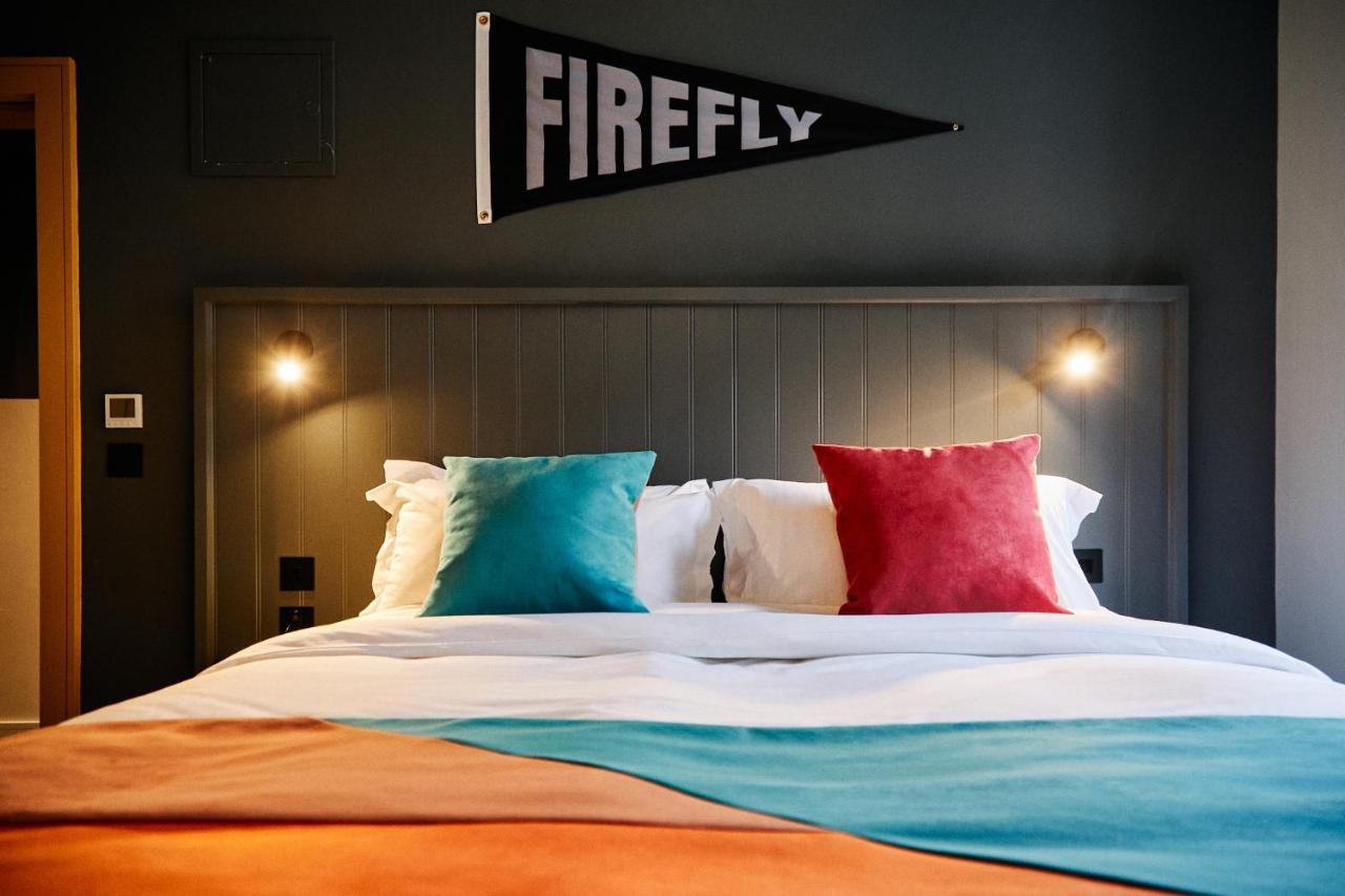 Firefly Otel Bray Dış mekan fotoğraf